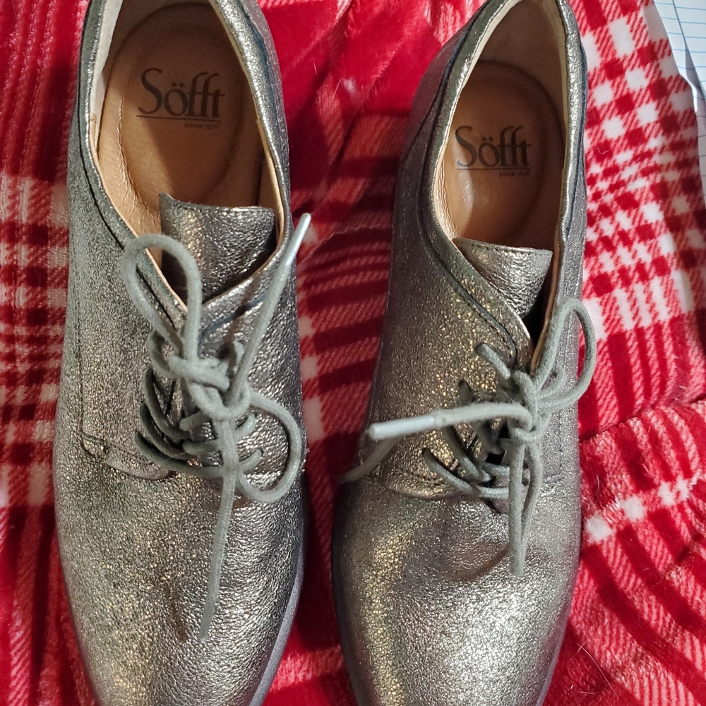 Sofft Metallic Gold Leather Loafer